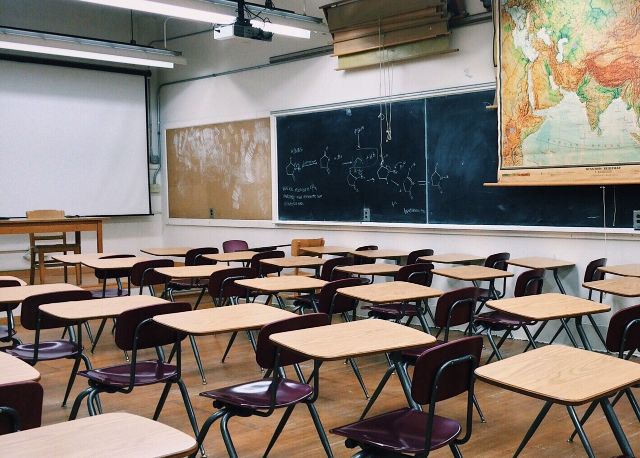 York High School Settles Lawsuit with Ex-Teacher