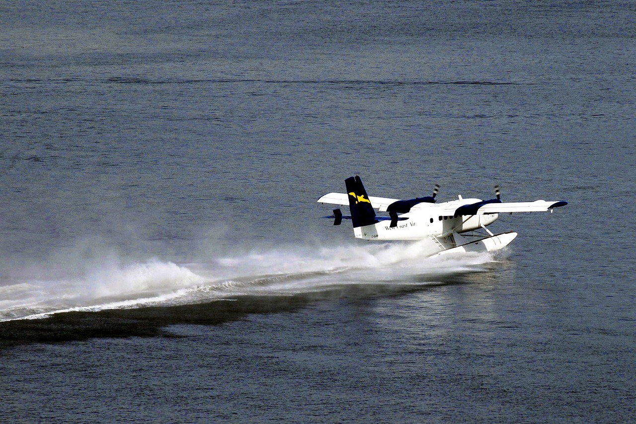 Seaplanes Want to Beach Aircraft at Weirs