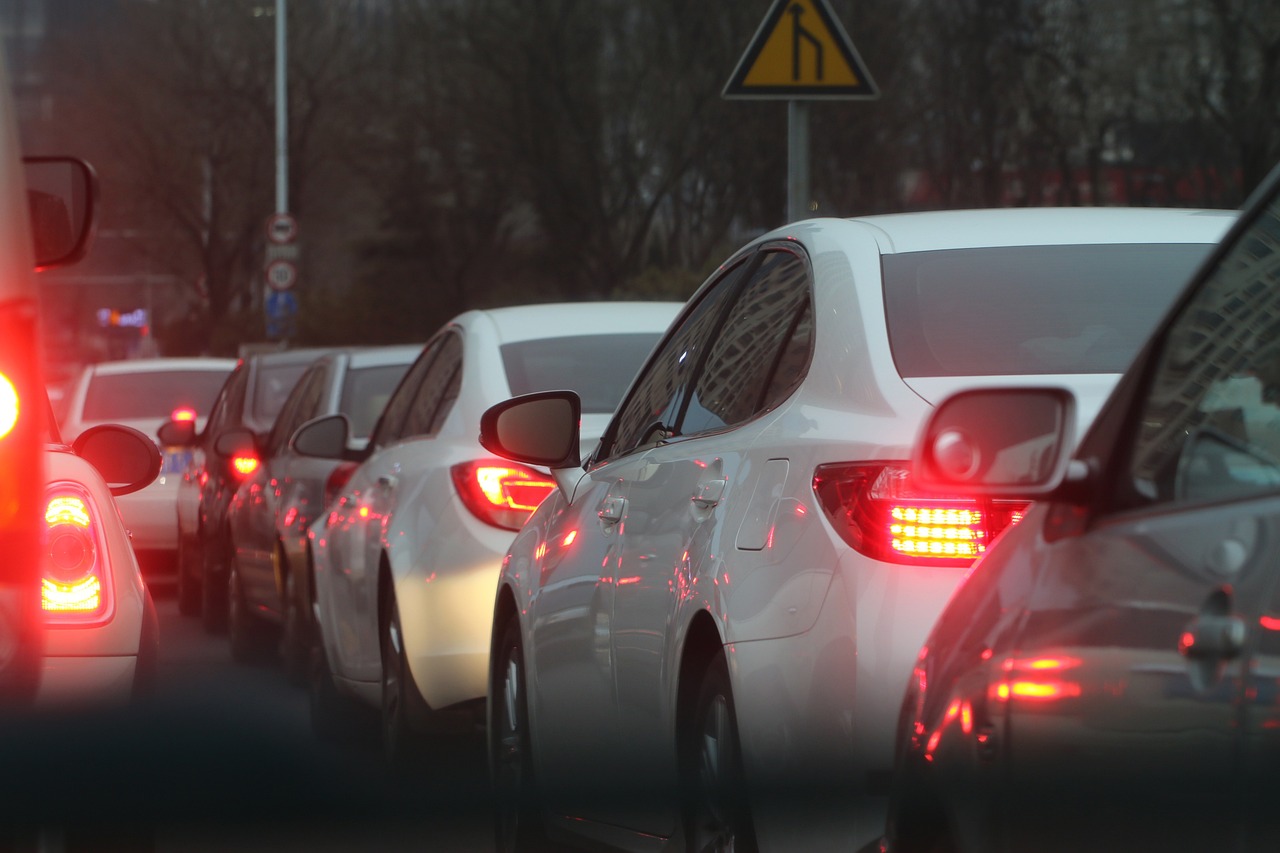 No Injuries as Rush-Hour Crash Snarls Friday-Evening Commute in Manchester